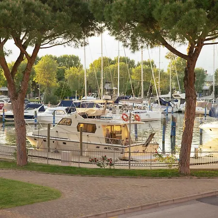 Casa Raffa * ポルト・サンタ・マルゲリータ・ディ・カオルレ